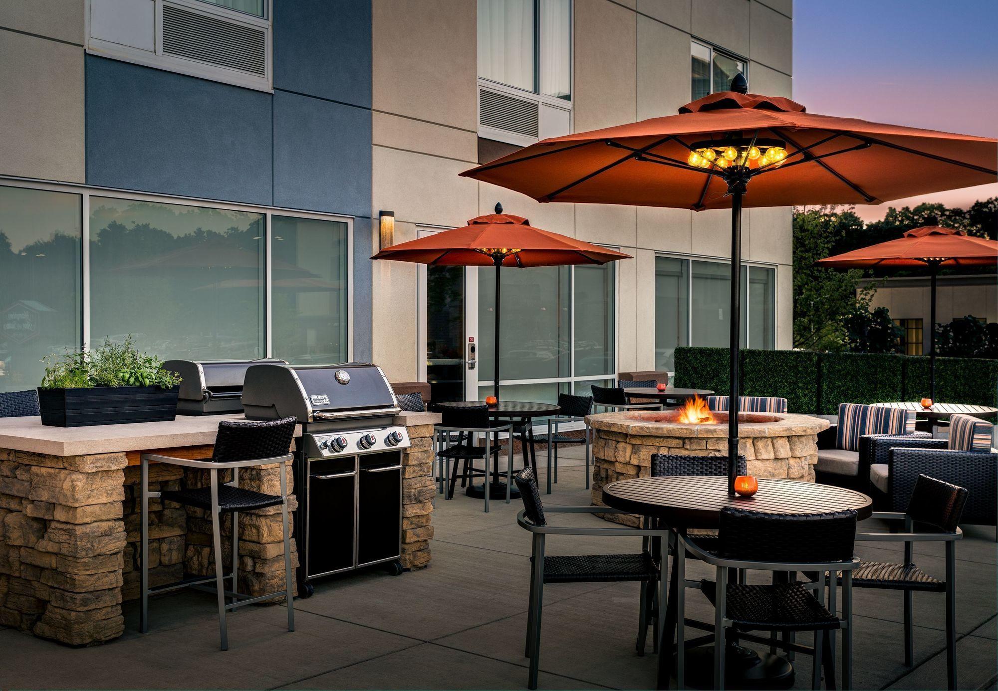 Towneplace Suites By Marriott Pittsburgh Harmarville Eksteriør bilde