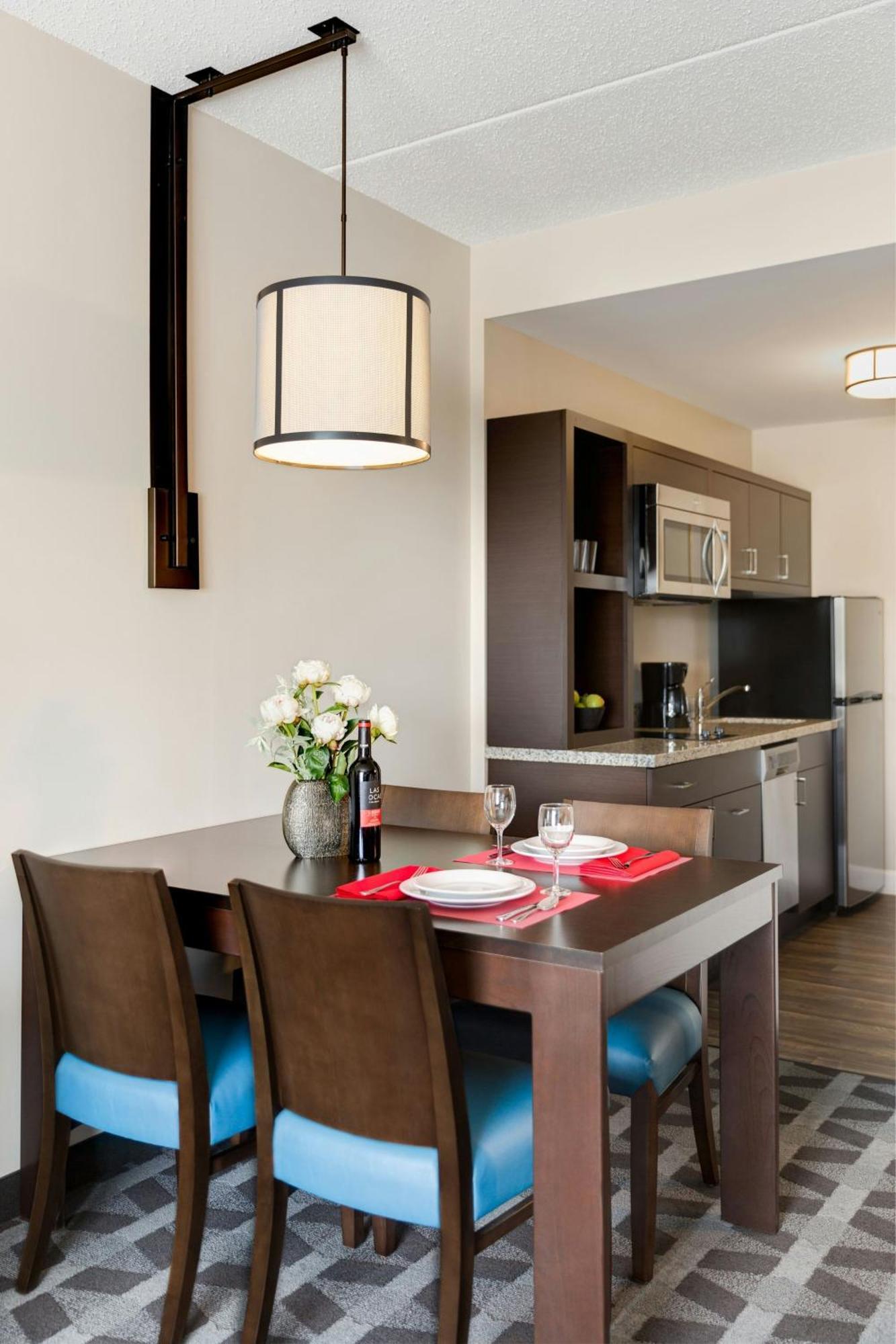 Towneplace Suites By Marriott Pittsburgh Harmarville Eksteriør bilde