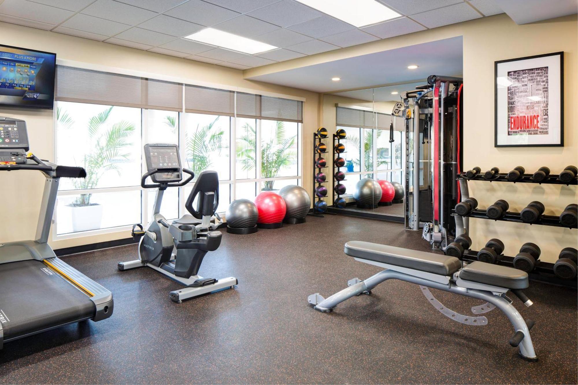 Towneplace Suites By Marriott Pittsburgh Harmarville Eksteriør bilde